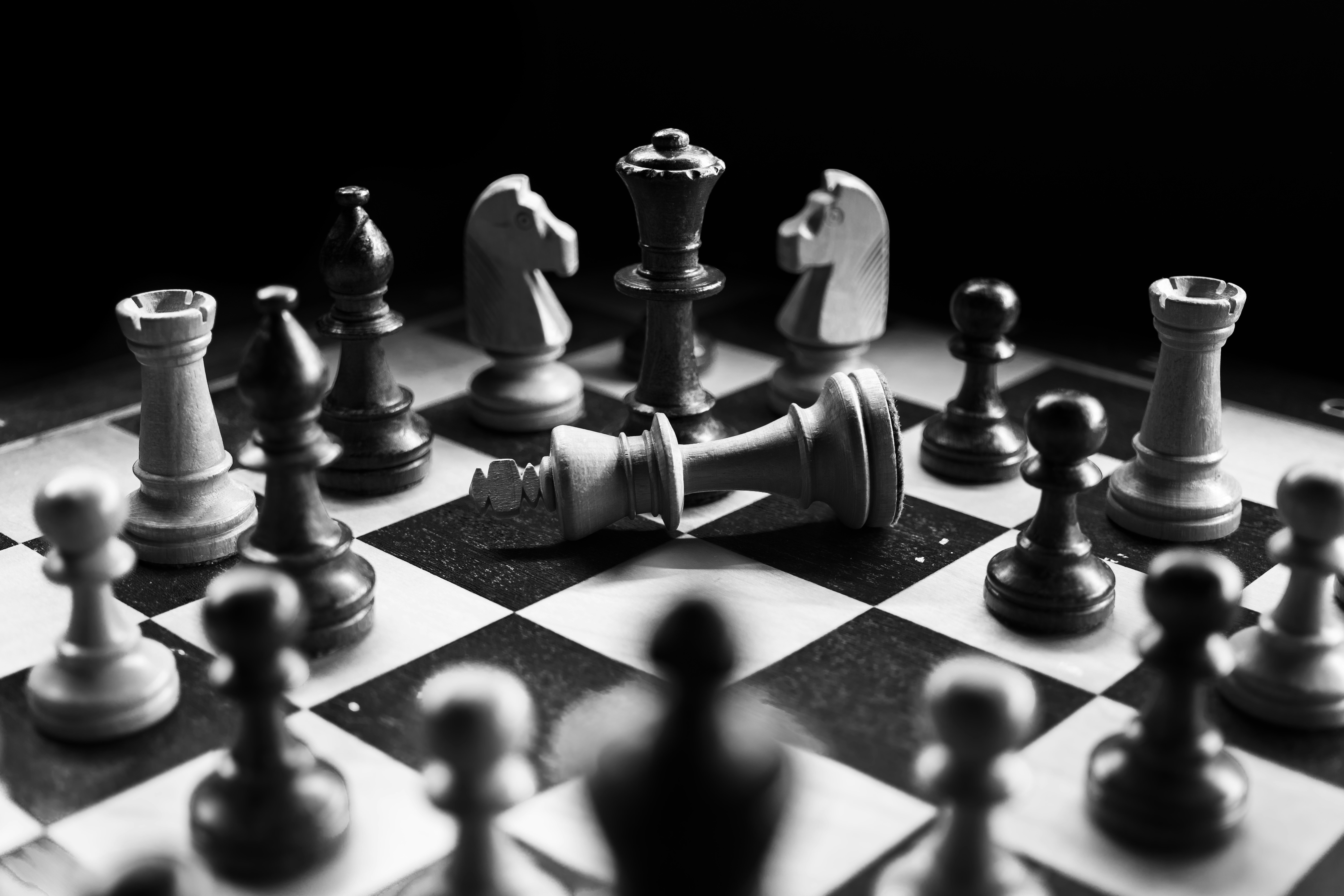 Stratégie marketing IA - Échiquier symbolisant la planification